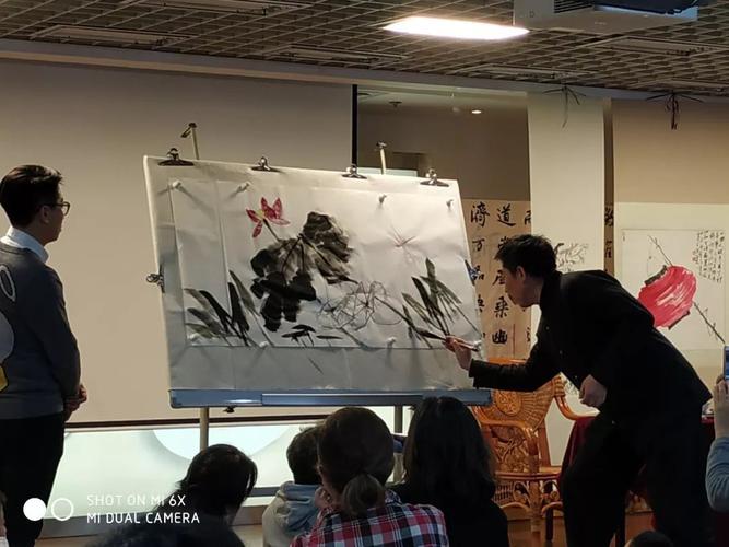 跟齐白石传人学画画 首期名师班火热抢位中